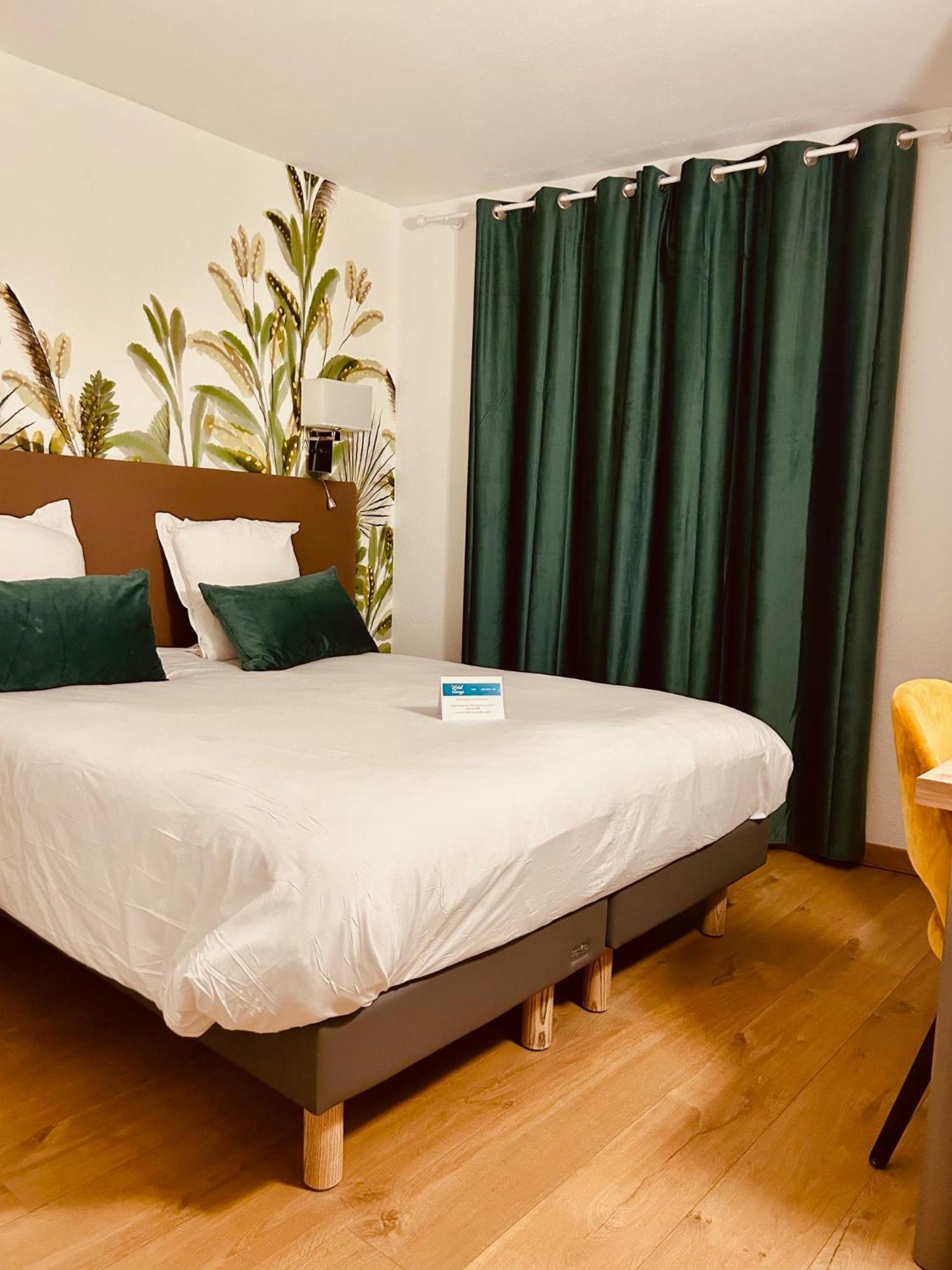 Amaya Hotel 2*