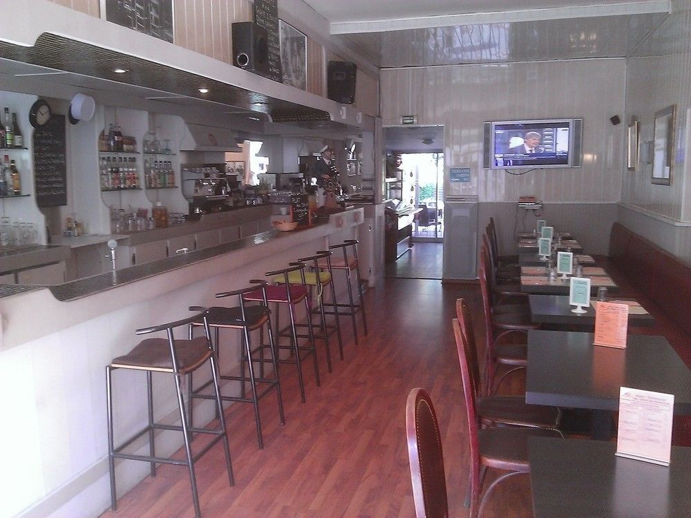 Amaya Hotel 2*